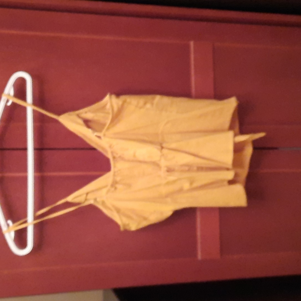 Shirt - Picture 2 of 4